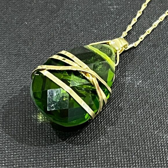 Peridot Green Crystal Pendant MultiStrand Necklace 14K Gold Wrapped Teardrop NEW - Picture 5 of 7
